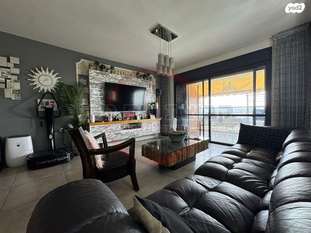 דירה, חטיבת כפיר, רובע יזרעאל סביוני העמק, עפולה