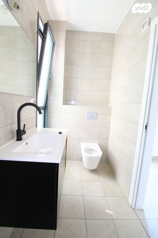 דירה, בר כוכבא, נווה ישראל, הרצליה