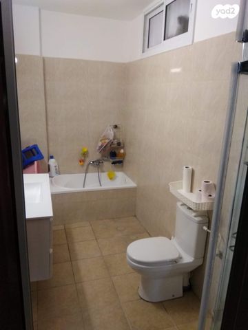 דירה, הכרמל, קרית ספיר, כפר סבא