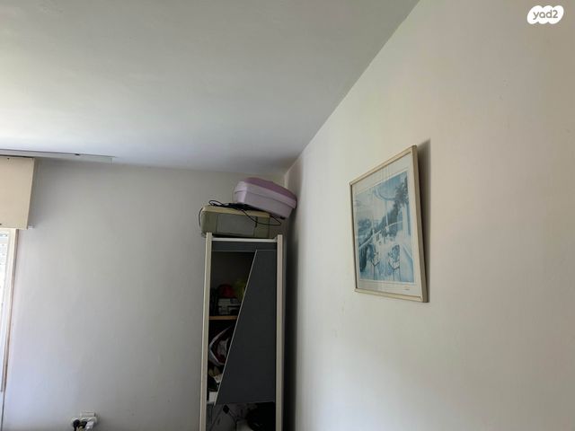 דירה, אבא הלל סילבר, חיפה