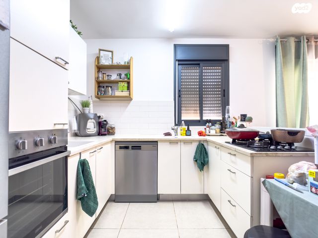 דירה, הערבה 57, אריאל