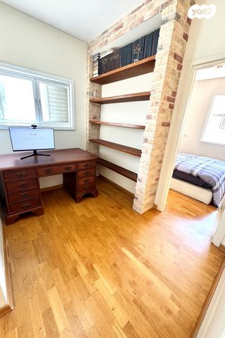 דירה, בר יוחאי 12, נגבה, רמת גן