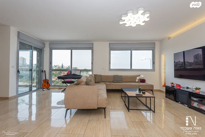 דופלקס, דורון מייבלום, אחוזה, חיפה