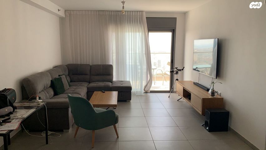 גג/ פנטהאוז, קרית מוצקין