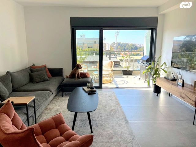 דירה, בר אילן, נווה דוד רמז, רעננה