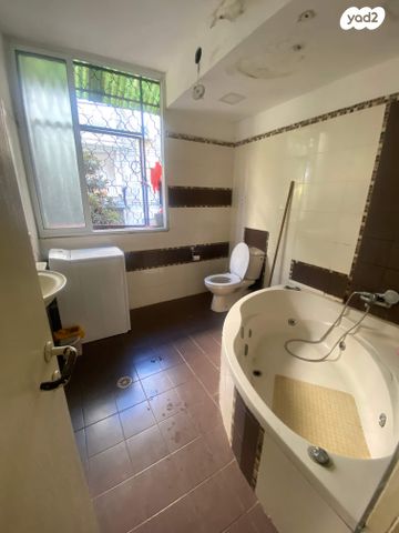 דירה, אחד העם 15, רסקו א', חולון