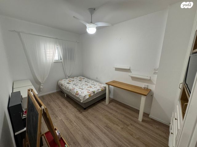 דירה, השר שפירא, בת ים