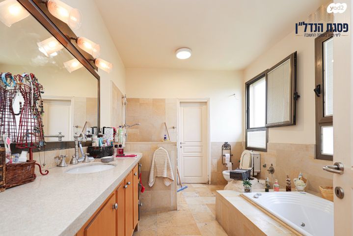 דו משפחתי, שיבולת, הדסים, שוהם