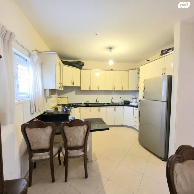 דירה, שער ציון, קרית שרת מערב, חולון