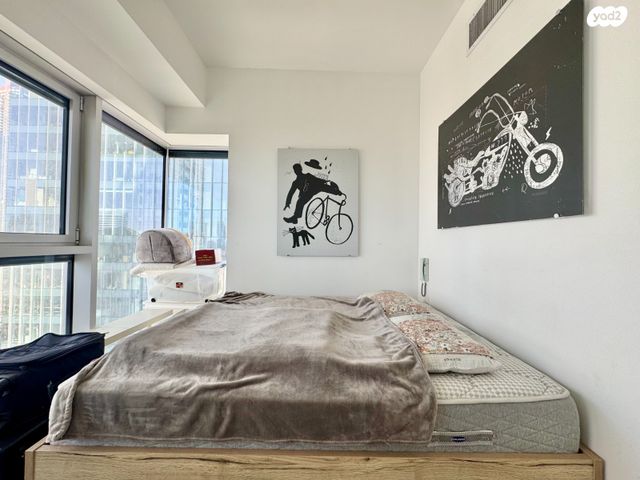 דירה, דרך מנחם בגין 144, מונטיפיורי, הרכבת, תל אביב יפו