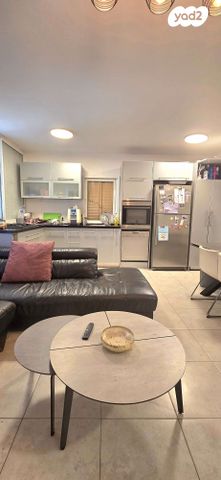 דירה, יוסף ברץ 14, נאות רחל, חולון