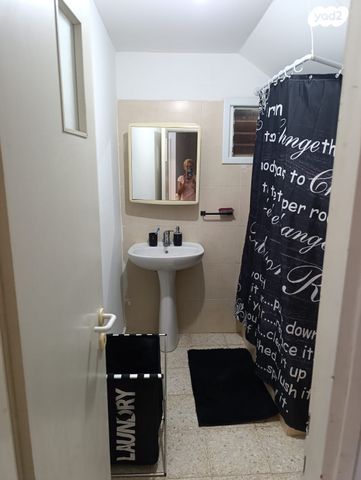 דירה, מעלה אפרים