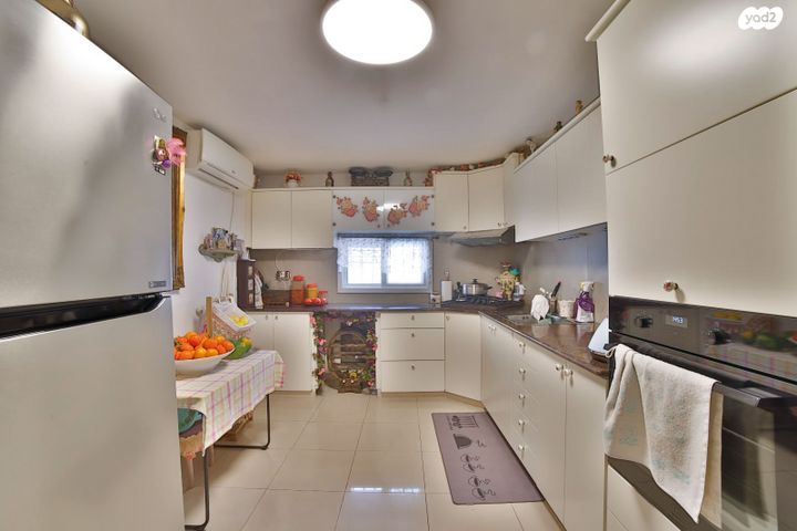 דירת גן, ליסין, נאות רחל, חולון