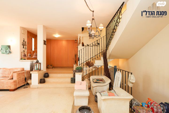 דו משפחתי, שיבולת, הדסים, שוהם