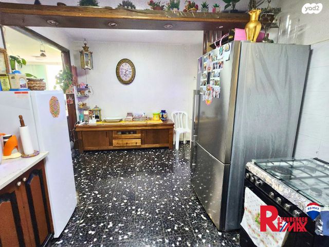 דירה, שקד 37, נווה עופר, תל כביר, תל אביב יפו