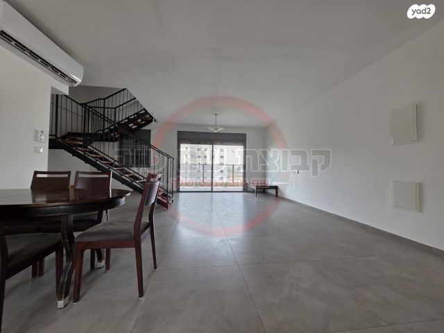 דופלקס, יפה ירקוני, רובע יזרעאל סביוני העמק, עפולה