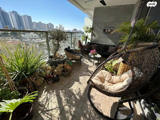 דירה, החלוץ, מורשה, רמת השרון