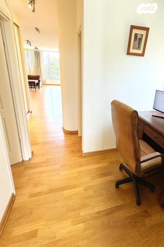 דירה, בר יוחאי 12, נגבה, רמת גן