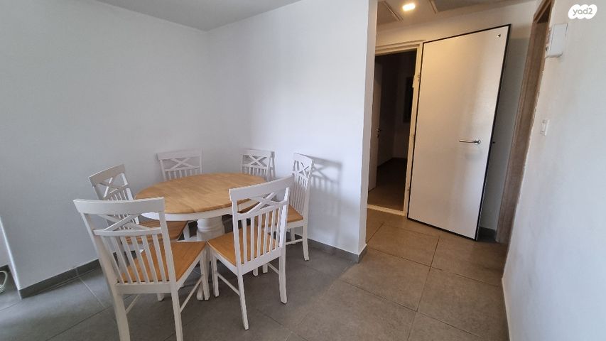 דירה, שער הגיא, יקנעם עילית