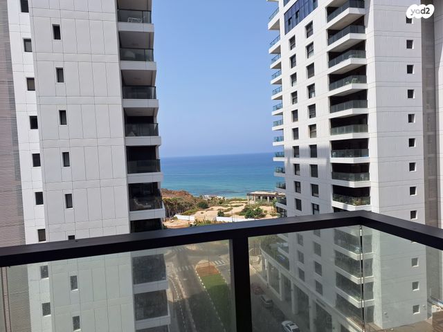 דירה, לויתן, חוף הזהב, נתניה