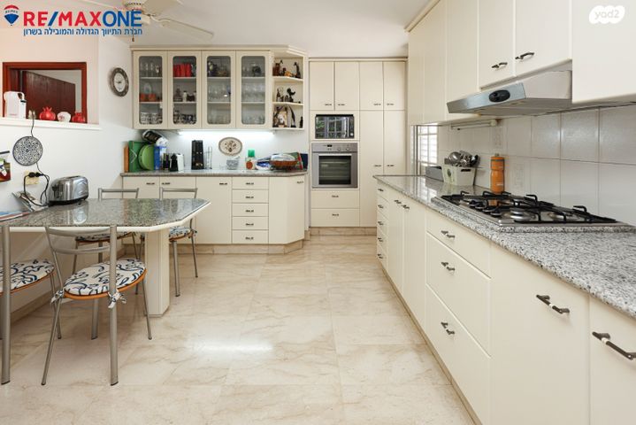 בית פרטי/ קוטג', קבוצת ל"ג 1, כפר סבא