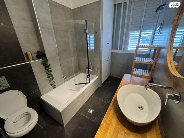 דירה, השר שפירא, בת ים