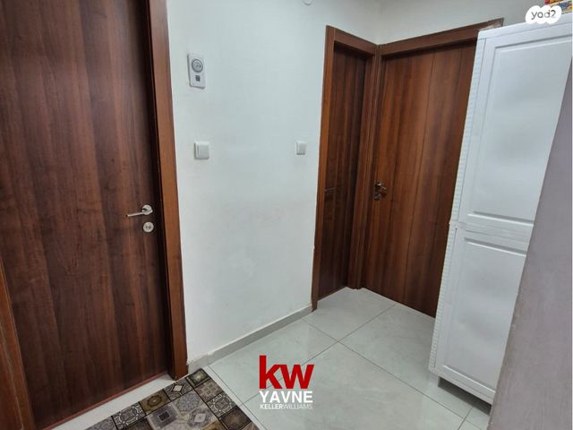 דירה, הדרור, נאות בן גוריון, יבנה