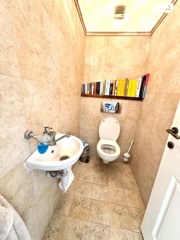 דירה, בר יוחאי 12, נגבה, רמת גן