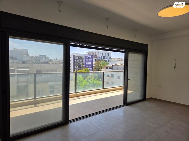 דירה, רמת השרון