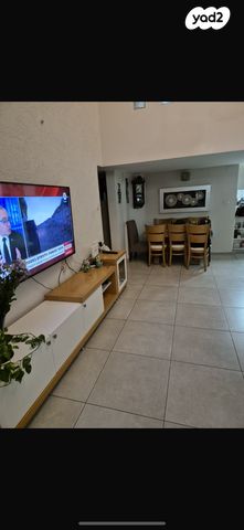 דירה, יעקב חזן, חיפה