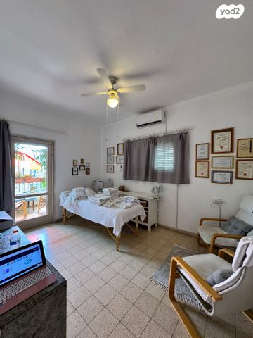 דירה, המעגל 33, שכונת חשמונאים, מרכז העיר א, רמת גן