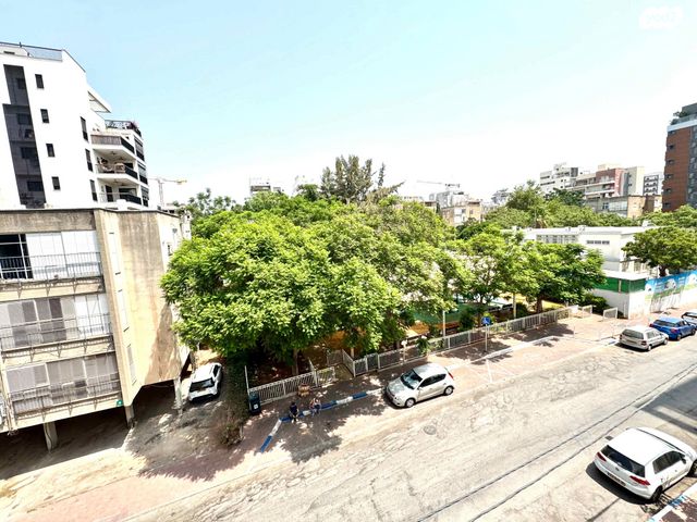 דירה, בר יוחאי 12, נגבה, רמת גן