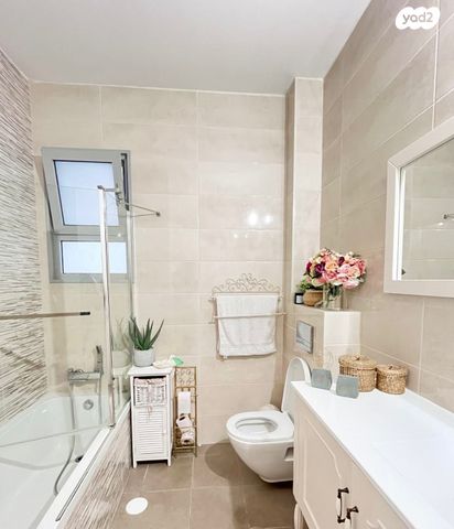 דירת גן, שדרות עמק חפר, שקמים ואגמים, אשקלון