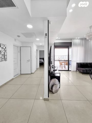 גג/ פנטהאוז, יוסף בורג 24, נווה זאב, נאות אילן, באר שבע