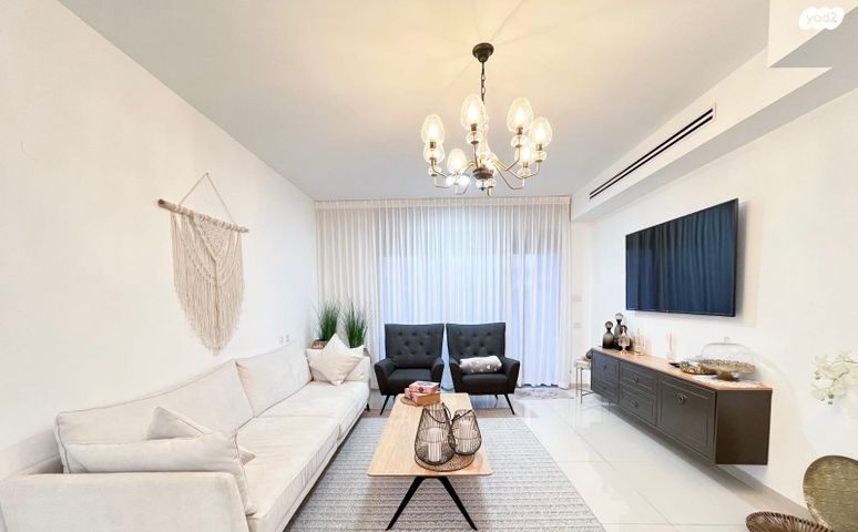 דירת גן, שדרות עמק חפר, שקמים ואגמים, אשקלון