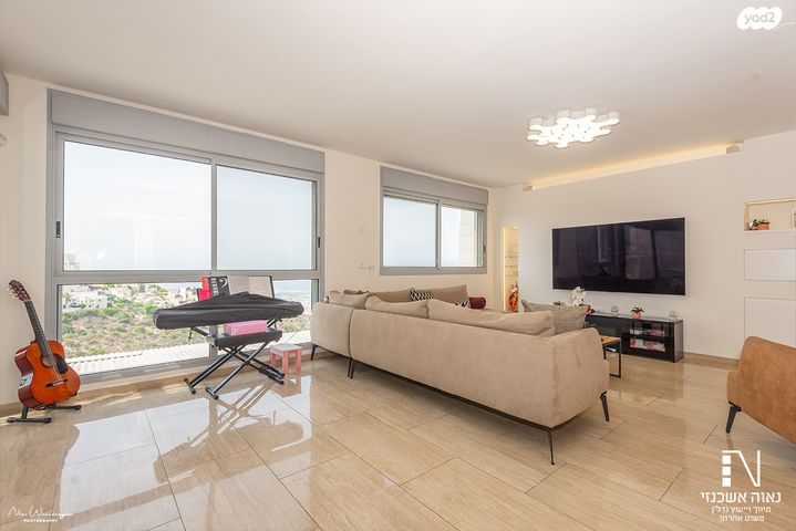 דופלקס, דורון מייבלום, אחוזה, חיפה