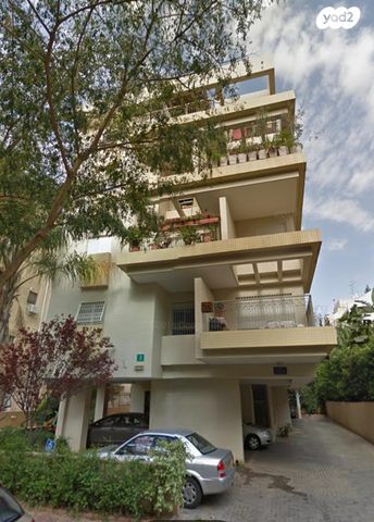 אוסטשינסקי 