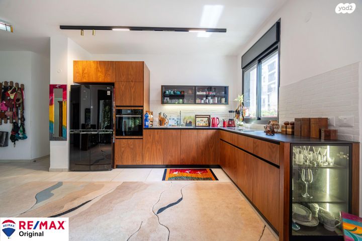 דירה, חרוזים, רמת גן