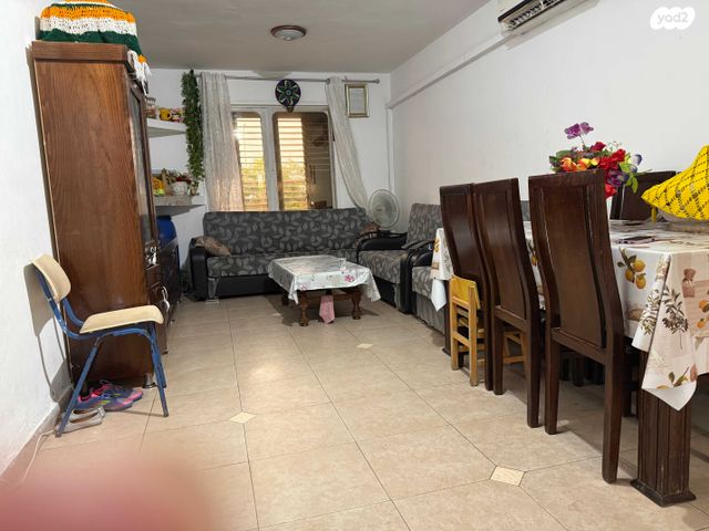 דירה, שדרות בגין 2, כפר יונה