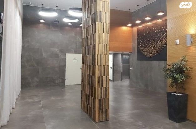 גג/ פנטהאוז, קרית מוצקין