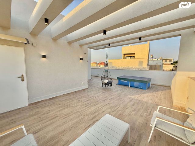 בית פרטי/ קוטג', הרקפות, ראש העין