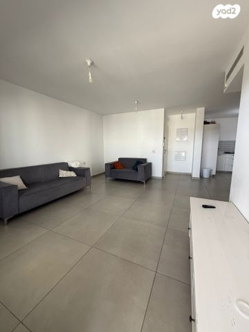 דירה, נרקיס, הפרחים, חריש