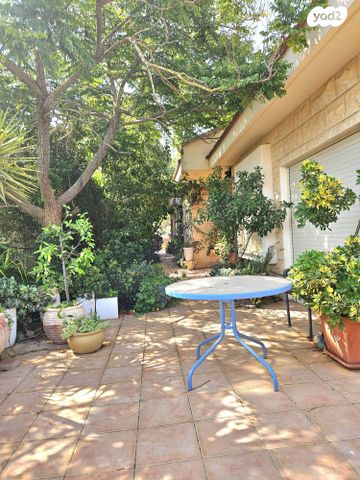 בית פרטי/ קוטג', כפר ורדים