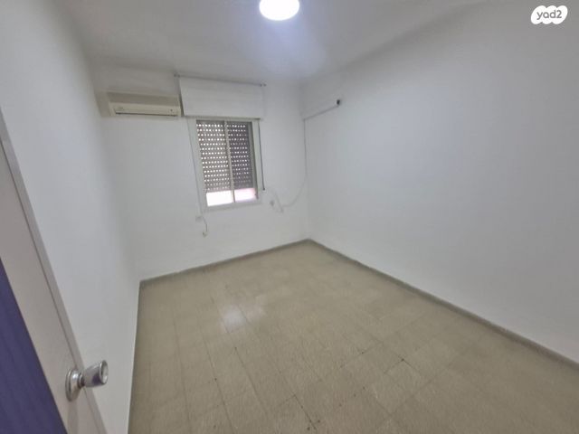 דירה, החלוץ 43, טרומפלדור, נהריה