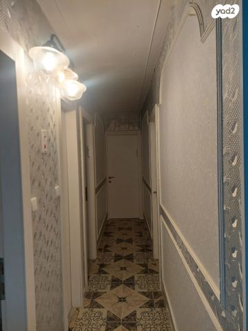 דירה, רחבת הרב קוק, שכונה י"א, באר שבע