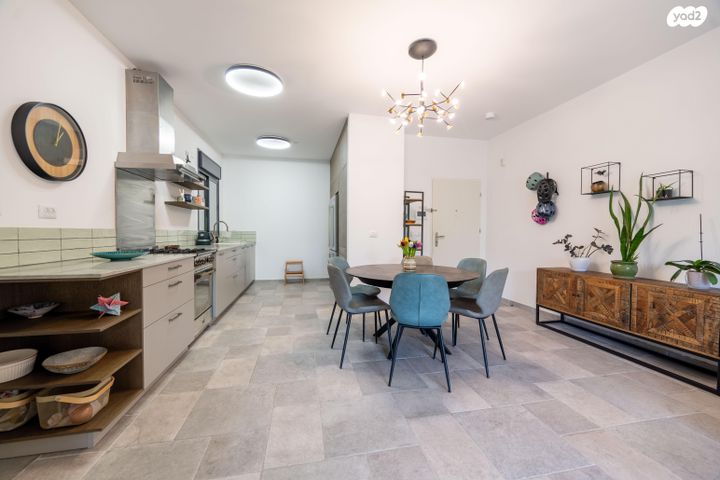 דירה, שדה בוקר, ארלוזורוב, גבעתיים