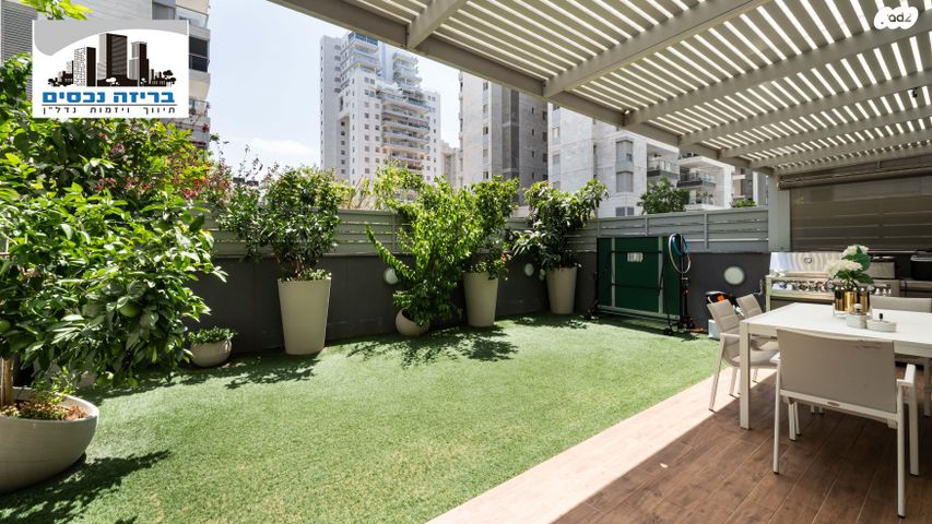 דירת גן, יעקב פיכמן 13, ח-501, חולון