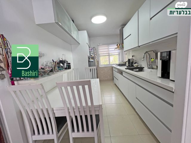 דירה, יוסף טרומפלדור, קרית שמונה