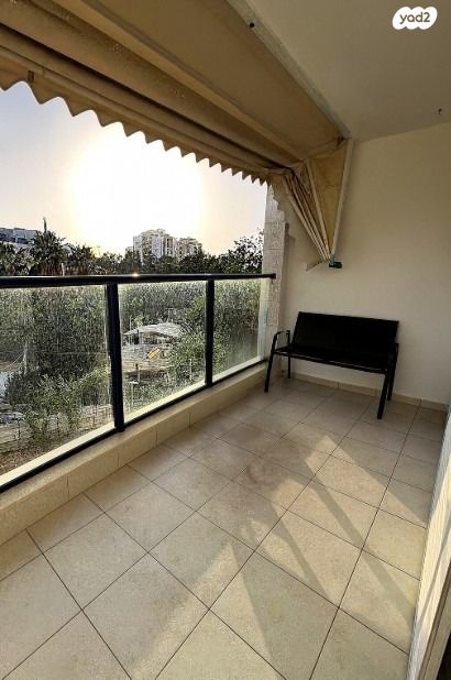 דירה, שדרות ששת הימים 48, נווה אליעזר וכפר שלם מזרח, תל אביב יפו