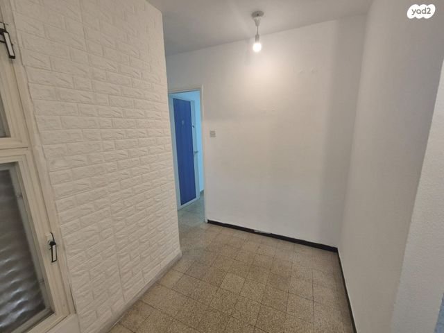 דירה, החלוץ 43, טרומפלדור, נהריה